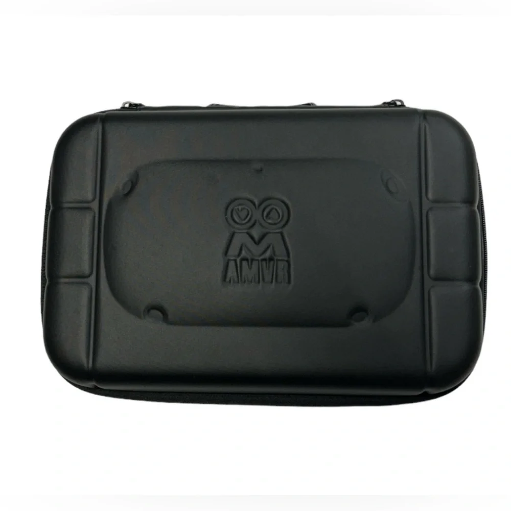 Knox labs protective case for oculus quest / quest 2 in great condition!